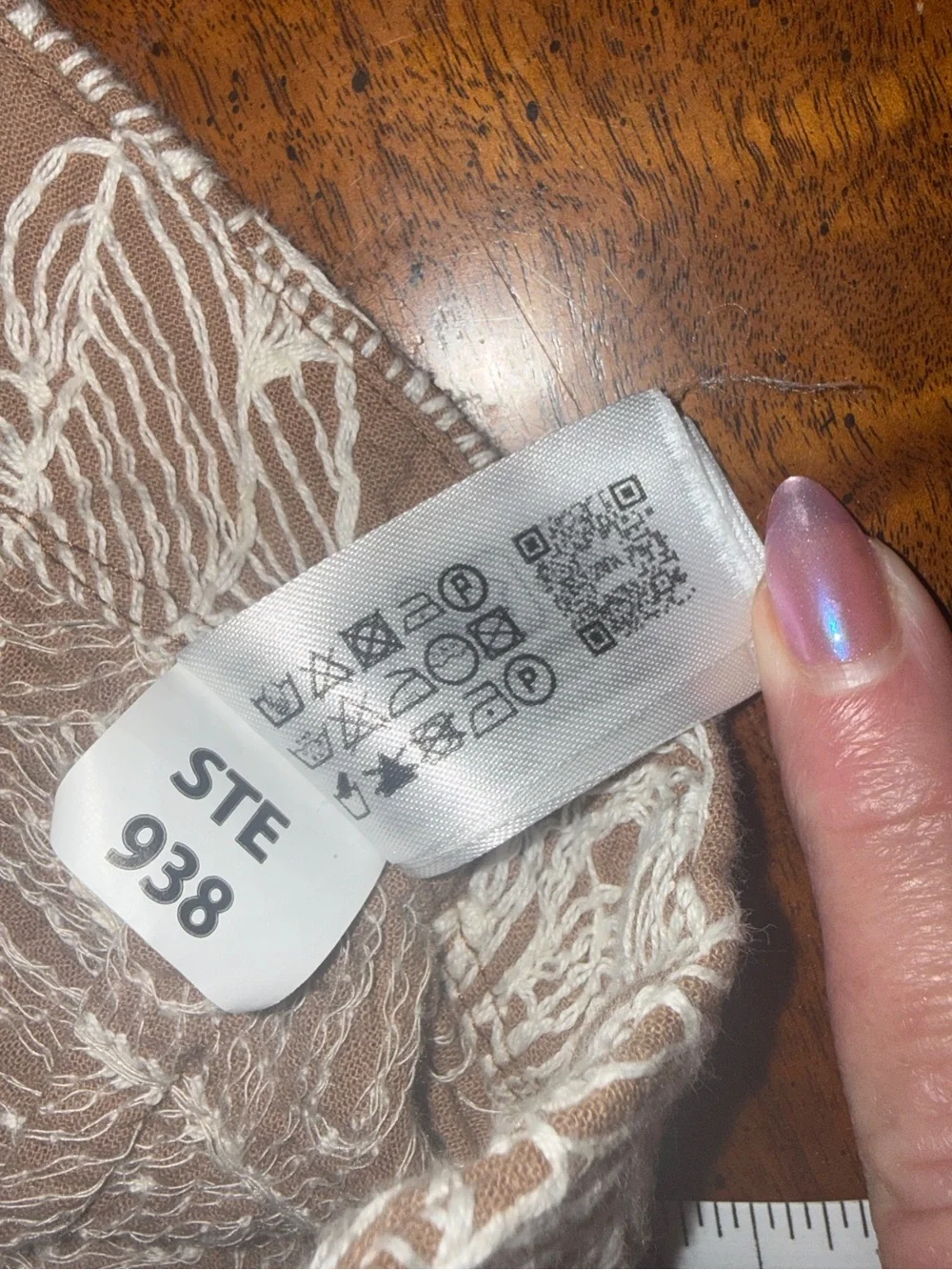 Zara embroidered leaf